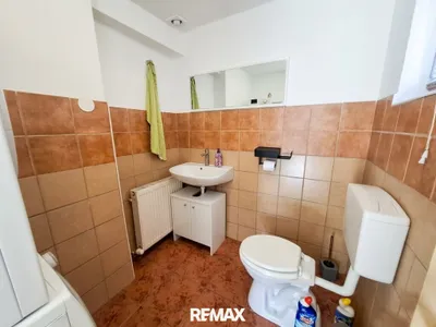 5-Zimmer-Haus kaufen in Braunau am Inn – 125 m², € 249.000 – Bild 8 von 18