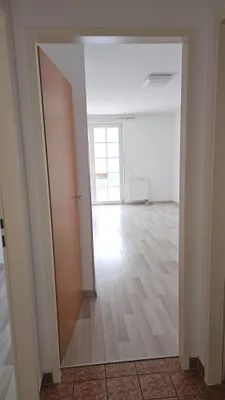 3-Zimmer-Wohnung mieten in Baden – 63 m², € 990 – Bild 9 von 16