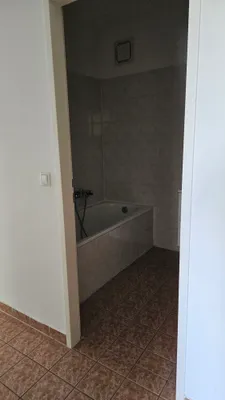 3-Zimmer-Wohnung mieten in Baden – 63 m², € 990 – Bild 5 von 16