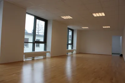 1-Zimmer-Gewerbeimmobilie mieten in Sankt Veit an der Glan – 61 m², € 550 – Bild 2 von 2