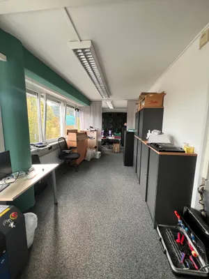 11-Zimmer-Gewerbeimmobilie mieten in Salzburg Stadt – 270 m², € 3.510 – Bild 16 von 16