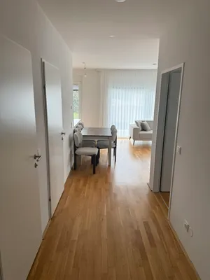Wohnung mit kompletter neuer Einrichtung zu vergeben