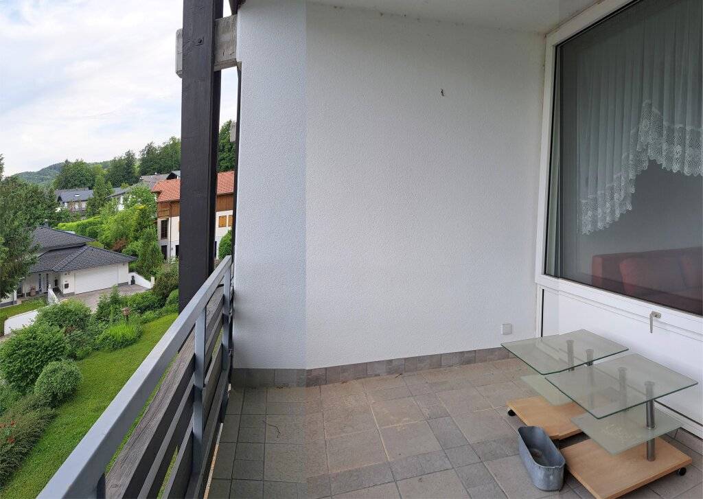 Eine 3-Zimmer-Wohnung mit 2 Loggien, eingebettet in die schöne Bergwelt von Altmünster. – pohled 3