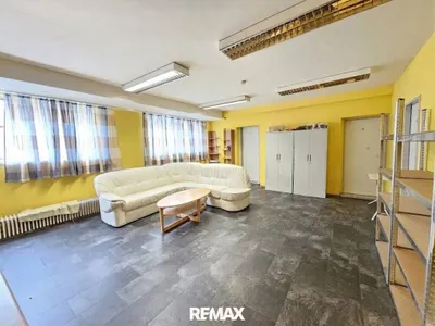 Haus kaufen in Braunau am Inn – 320 m², € 279.000 – Bild 2 von 11