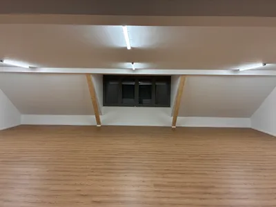 Immobilie mieten in Wels – 140 m², € 840 – Bild 8 von 9