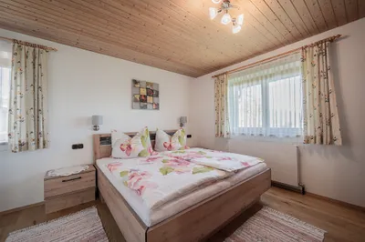 18-Zimmer-Gewerbeimmobilie kaufen in Kitzbühel – 352 m², € 1.800.000 – Bild 6 von 6