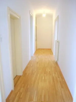 5-Zimmer-Wohnung mieten in Klagenfurt – 149 m², € 1.675 – Bild 4 von 16