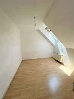 4-Zimmer-Wohnung kaufen in Mödling – 112 m², € 275.000 – Bild 8 von 16