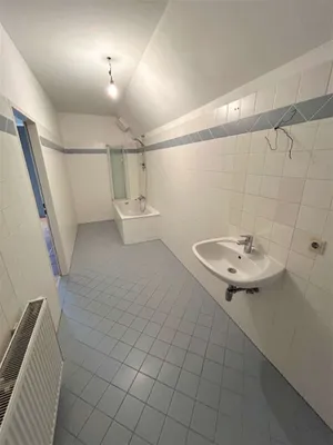 4-Zimmer-Wohnung kaufen in Mödling – 112 m², € 275.000 – Bild 10 von 16
