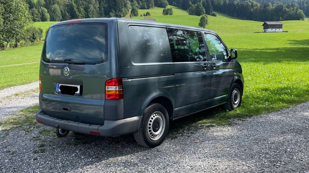 VW T5 - Camping Van, 2008, € 12.800,- - willhaben