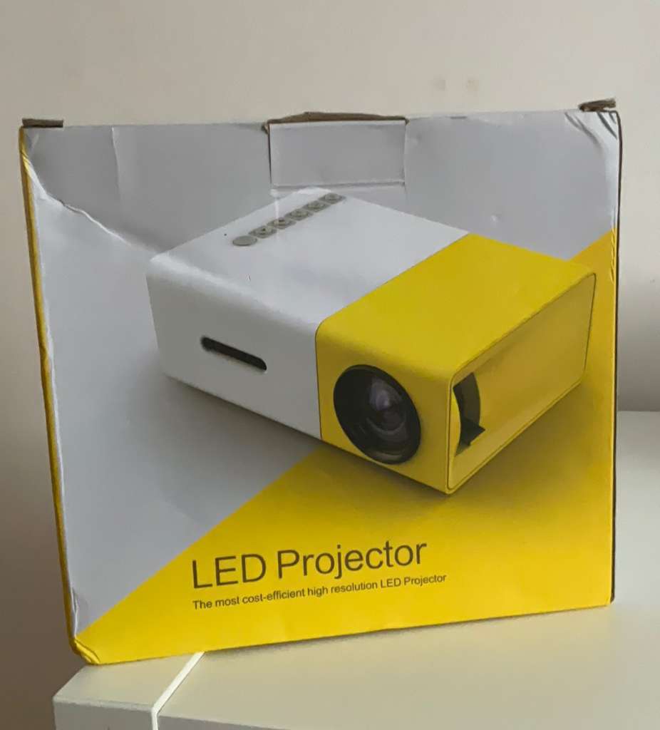 LED Projektor, € 60,- (1190 Wien) - willhaben