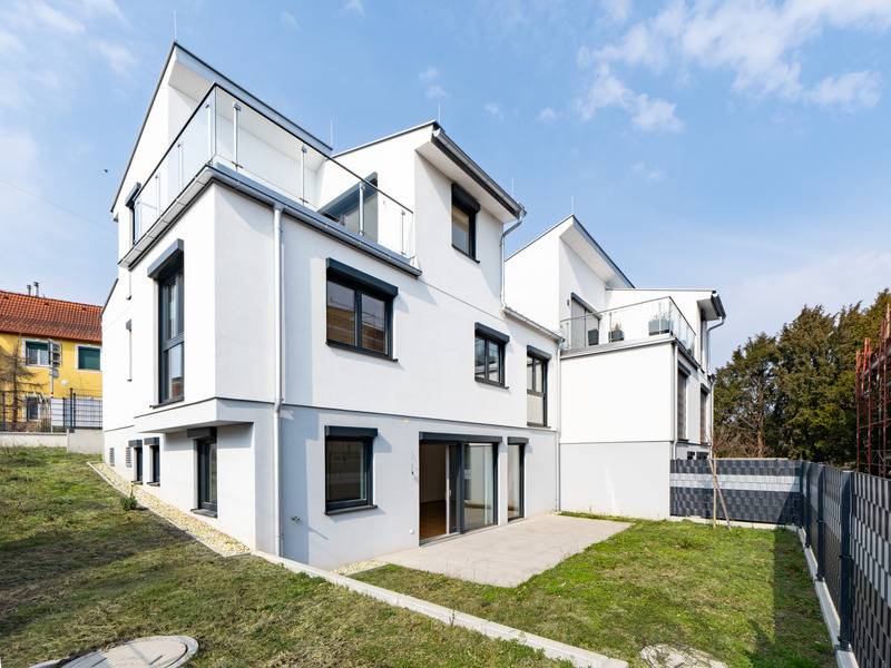 Wohnen nahe Schönbrunn. Modernes Doppelhaus mit 4 Zimmern, Wärmepumpe, Klimaanlage - Ansicht 2