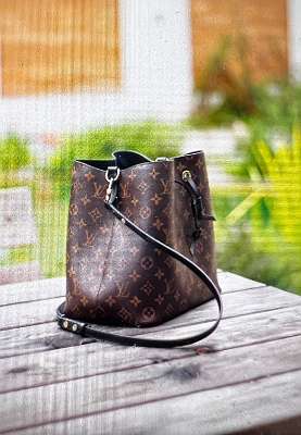 Louis Vuitton Kosmetikkoffer Nice Monogram Canvas, € 1.500,- (4060  Leonding) - willhaben