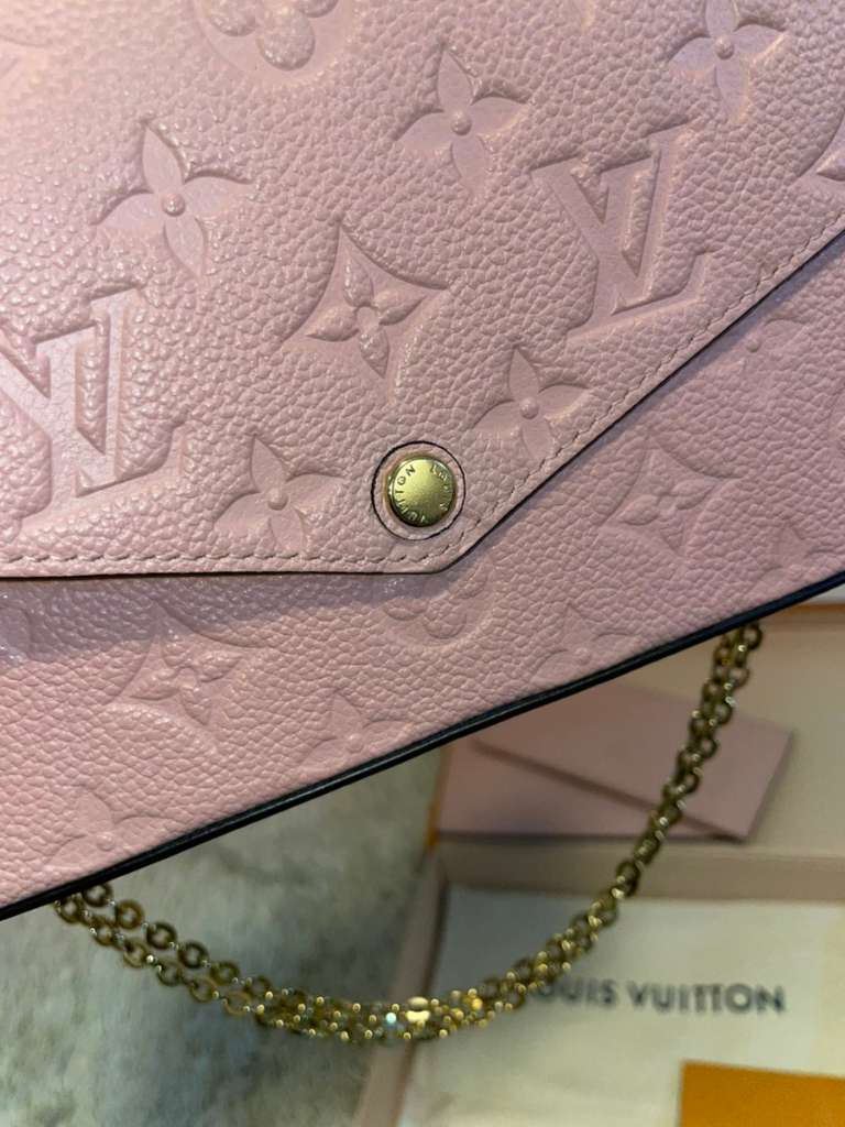 Louis Vuitton Kulturbeutel, € 650,- (4400 Steyr) - willhaben