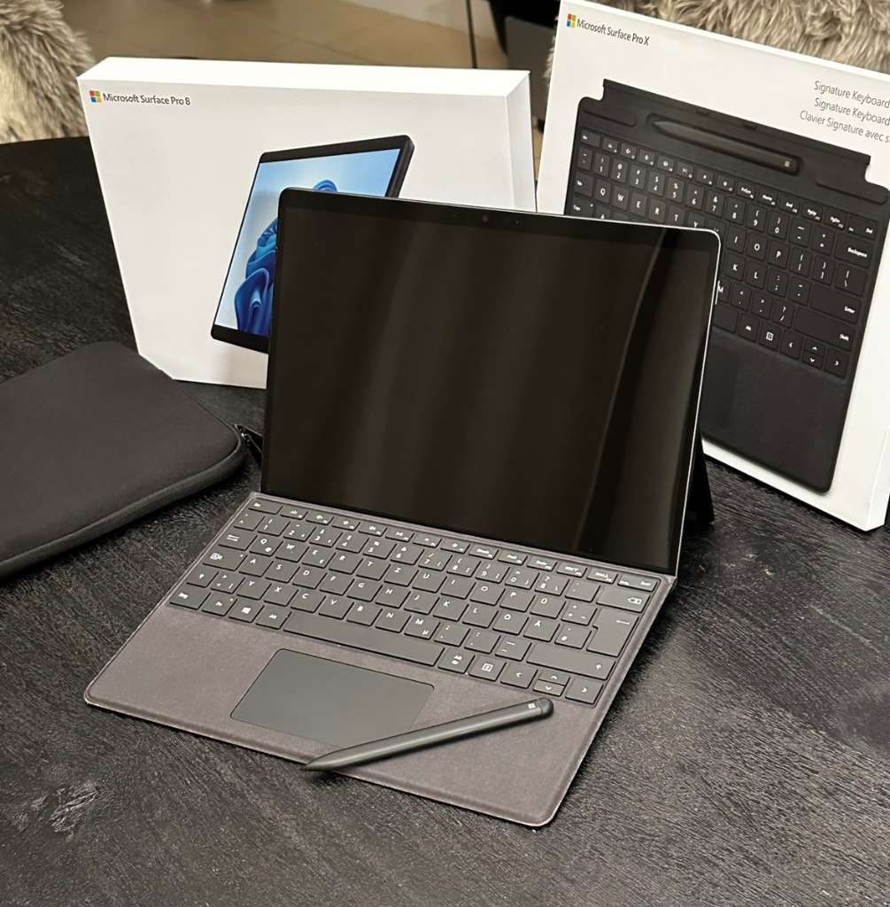 8 Stift, | Arndorf) Tastatur die VB oder € Surface Hülle, mit Laptop willhaben Uni Tablet und (8600 Microsoft für Pro / Schule - 950,- perfekt