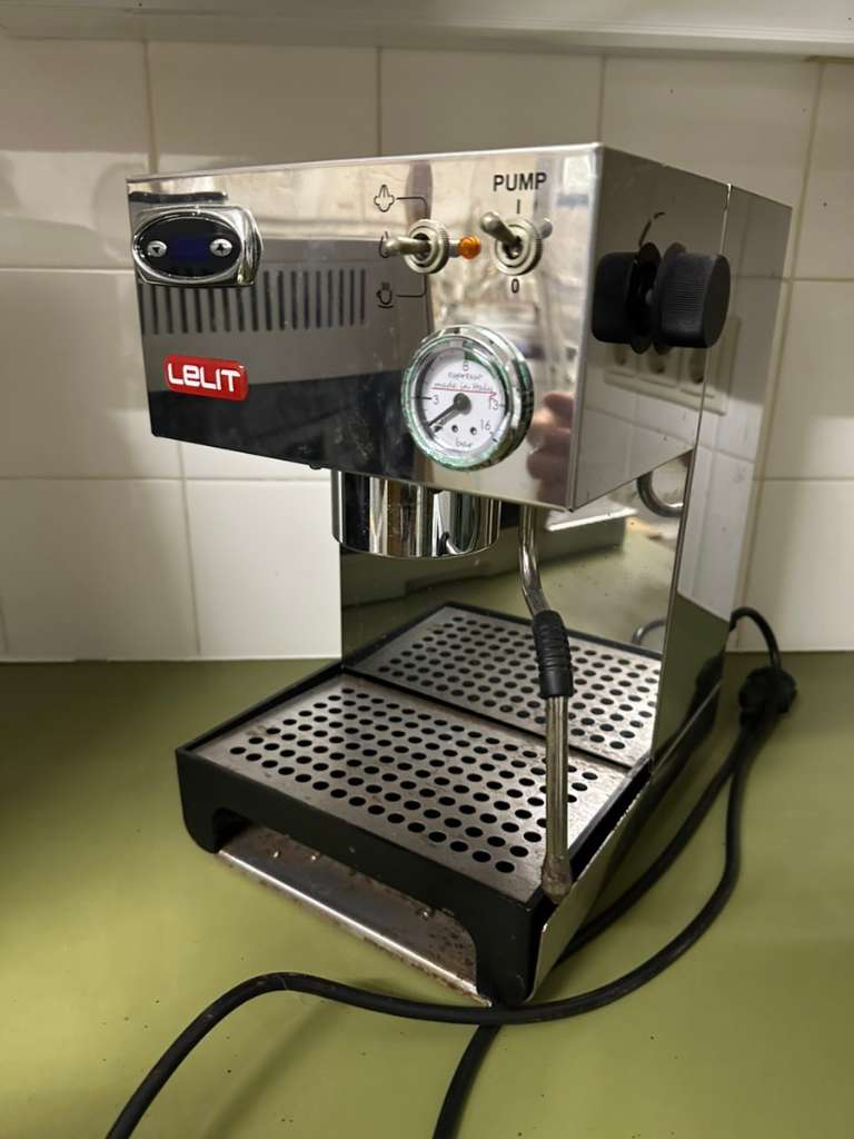 Siebträger Espressomaschinen - Kaffee- / Espressomaschinen