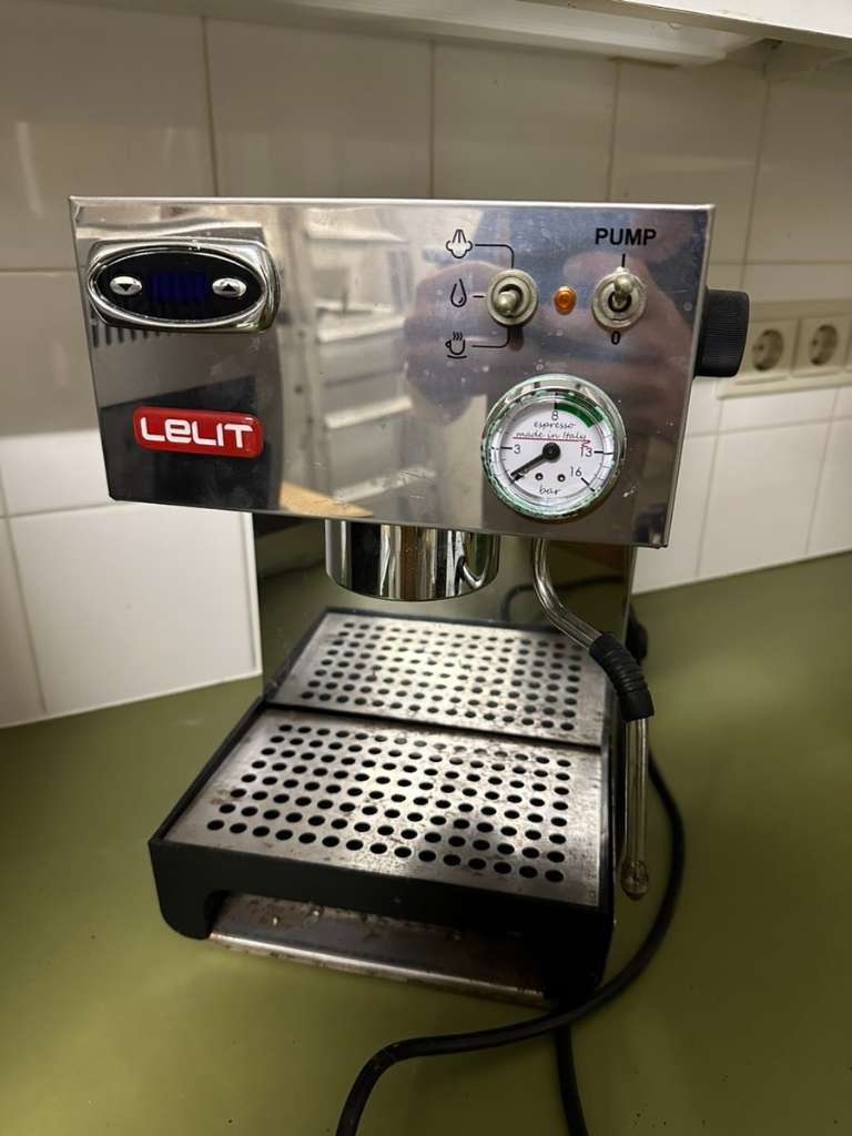 Siebträger Espressomaschinen - Kaffee- / Espressomaschinen