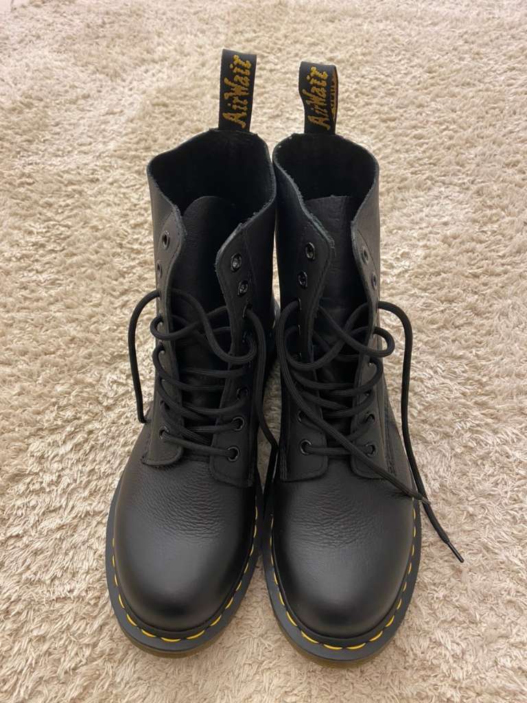 Dr Martens 130 4060 Bergham willhaben