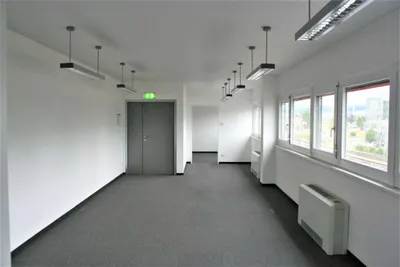 Gewerbeimmobilie mieten in Salzburg Stadt – 95 m², € 1.501 – Bild 3 von 5