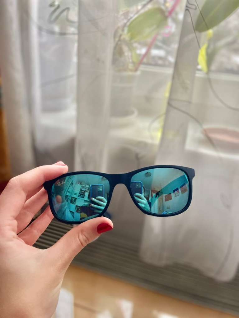Sonnenbrillen / Etuis - Damen Accessoires