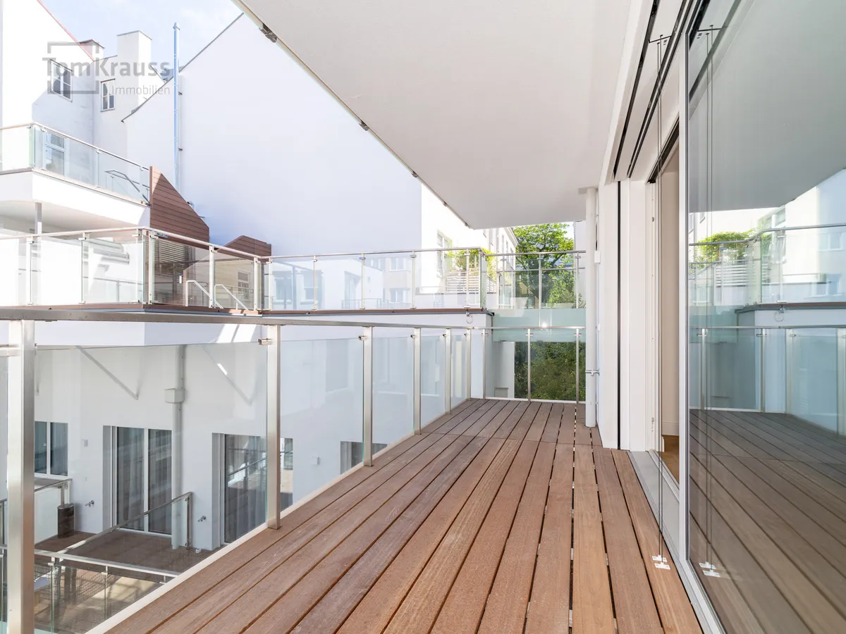 CHARMANTE PÄRCHENWOHNUNG MIT BALKON - Widok 3