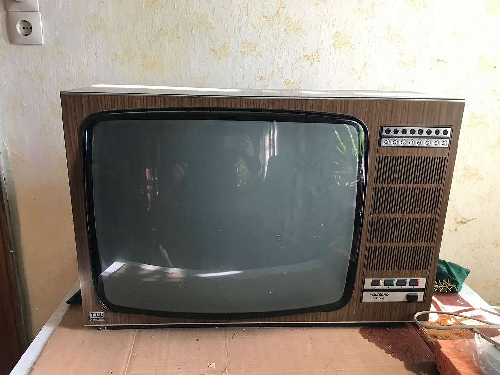 Alter Röhrenfernseher - Retro TV, € 0,- (4431 Haidershofen) - willhaben