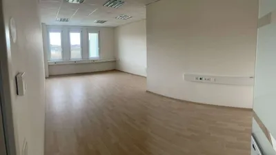 3-Zimmer-Gewerbeimmobilie mieten in Baden – 106 m², € 1.252 – Bild 4 von 7