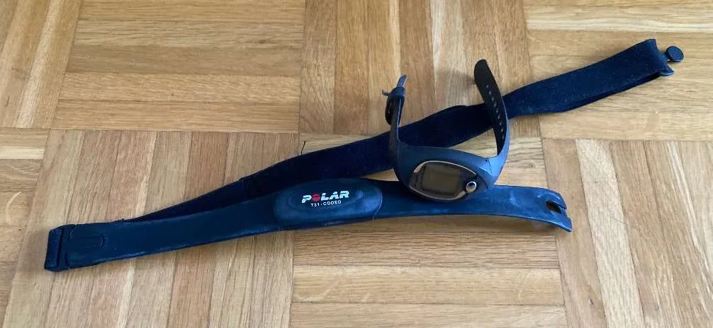 Polar T31 Sender-Set – Codiertes Brustgurt-Set Für Pulsuhren – Ergonomisch, Leicht & Zuverlässig Polar T31 Sender-Set – Codiertes Brustgurt-Set Für Pulsuhren – Ergonomisch, Leicht & Zuverlässig