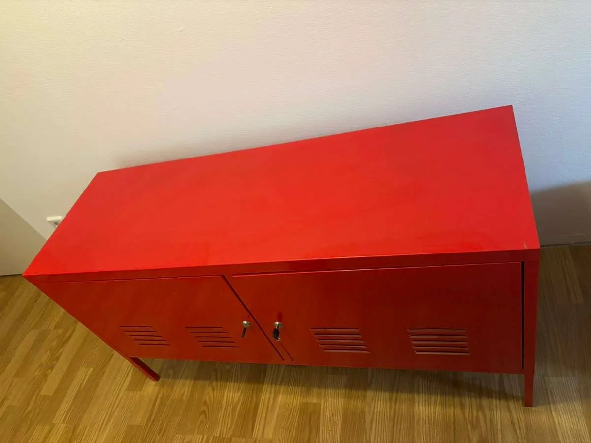 Ikea Kommode Metall rot, € 10,- (1150 Wien)