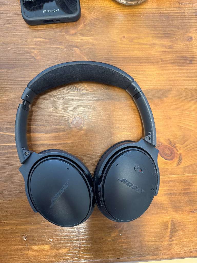 Bose QuietComfort 35 shops Noise Cancelling II in Black