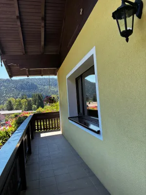 4-Zimmer-Wohnung mieten in Neunkirchen – 133 m², € 1.100 – Bild 2 von 14