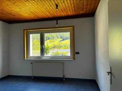 4-Zimmer-Wohnung mieten in Neunkirchen – 133 m², € 1.100 – Bild 6 von 14
