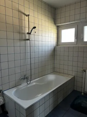 4-Zimmer-Wohnung mieten in Neunkirchen – 133 m², € 1.100 – Bild 10 von 14