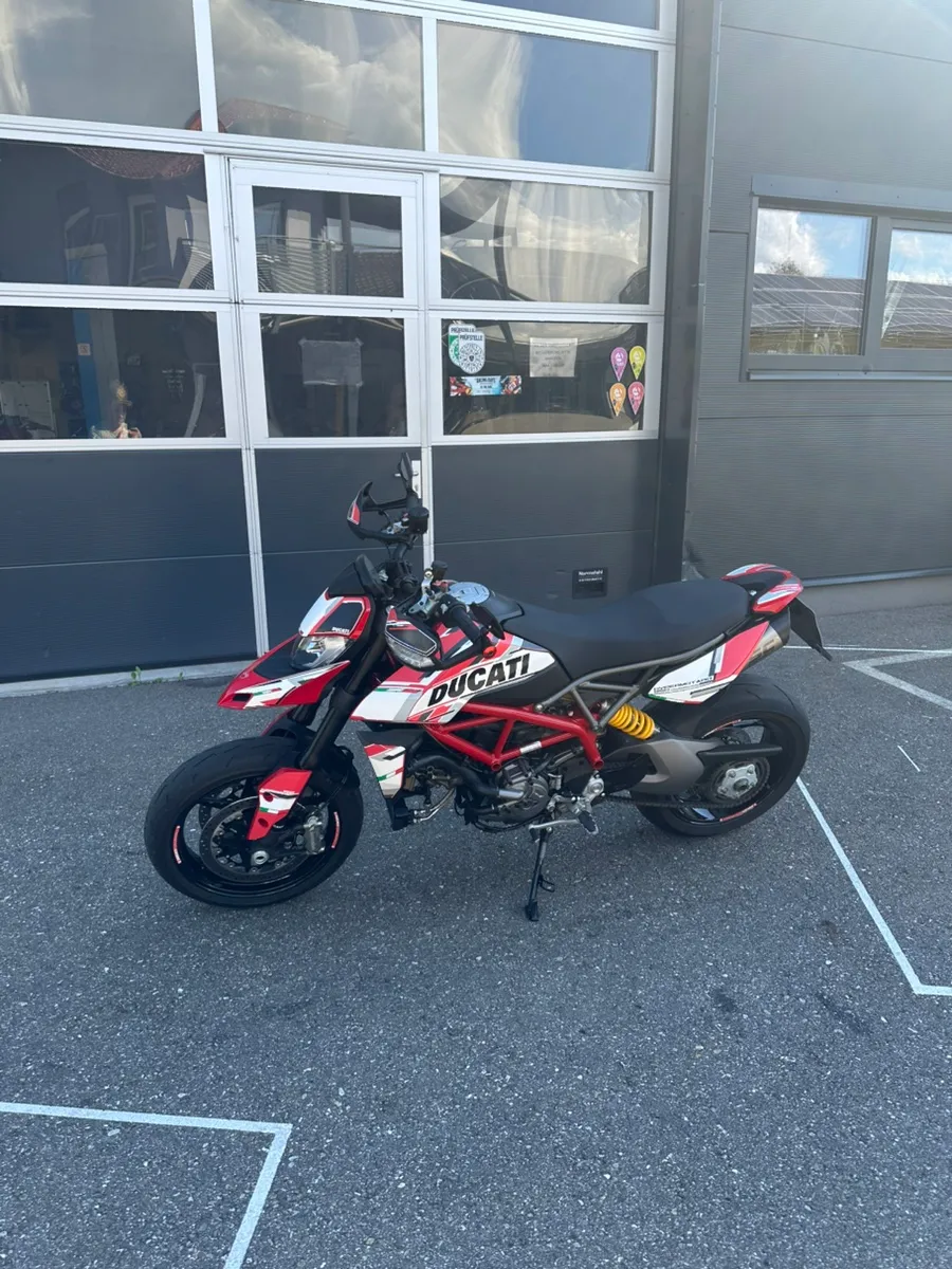 Ducati Hypermotard