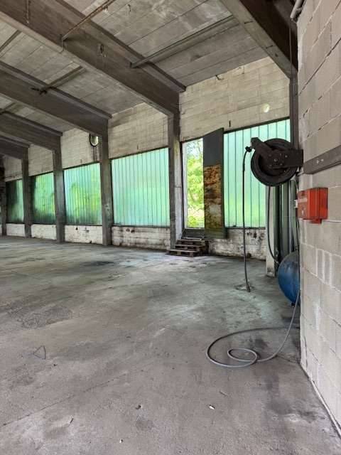 ca. 400 m² Halle mit großer Einfahrt in Landskron - Provisionsfrei - Ansicht 2