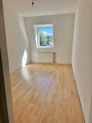 3-Zimmer-Wohnung mieten in Steyr – 83 m², € 980 – Bild 9 von 12