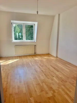 3-Zimmer-Wohnung mieten in Steyr – 83 m², € 980 – Bild 8 von 12