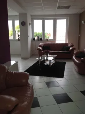 Gewerbeimmobilie kaufen in Österreich – 200 m², € 1.000 – Bild 5 von 16