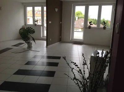 Gewerbeimmobilie kaufen in Österreich – 200 m², € 1.000 – Bild 3 von 16