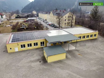 Immobilie kaufen in Neunkirchen – 744 m², € 849.000 – Bild 4 von 44