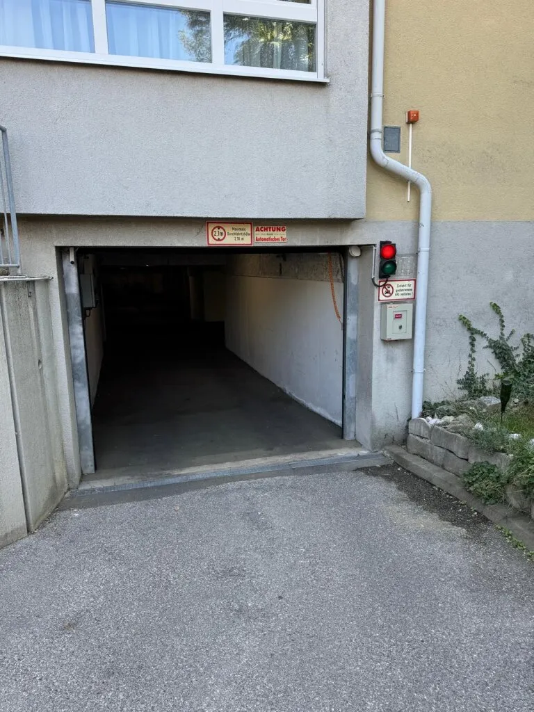 Josef-Höfle-Gasse 32-34 - Tiefgaragenplatz - Ansicht 2