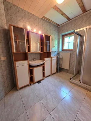 8-Zimmer-Haus kaufen in Wolfsberg – 300 m², € 255.000 – Bild 11 von 30
