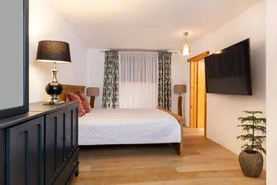 6-Zimmer-Haus kaufen in Innsbruck-Land – 219 m², € 2.499.999 – Bild 24 von 32
