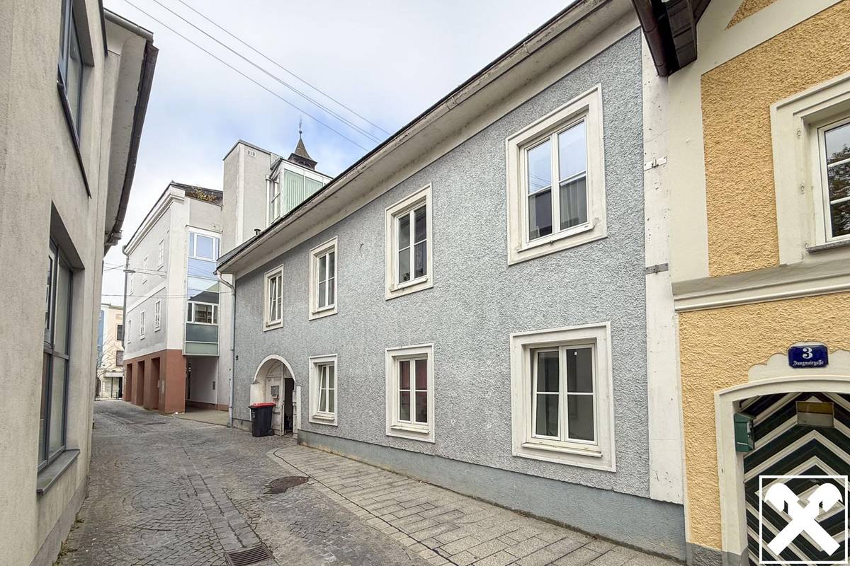 Stadthaus im Zentrum mit Entwicklungspotenzial & Bestandserträgen, Vöcklabruck