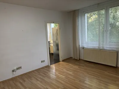 2-Zimmer-Immobilie kaufen in Mödling – 42 m², € 190.000 – Bild 2 von 8