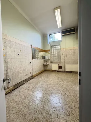 16-Zimmer-Gewerbeimmobilie mieten in Wien – 552 m², € 7.312 – Bild 7 von 32