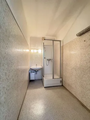 16-Zimmer-Gewerbeimmobilie mieten in Wien – 552 m², € 7.312 – Bild 17 von 32