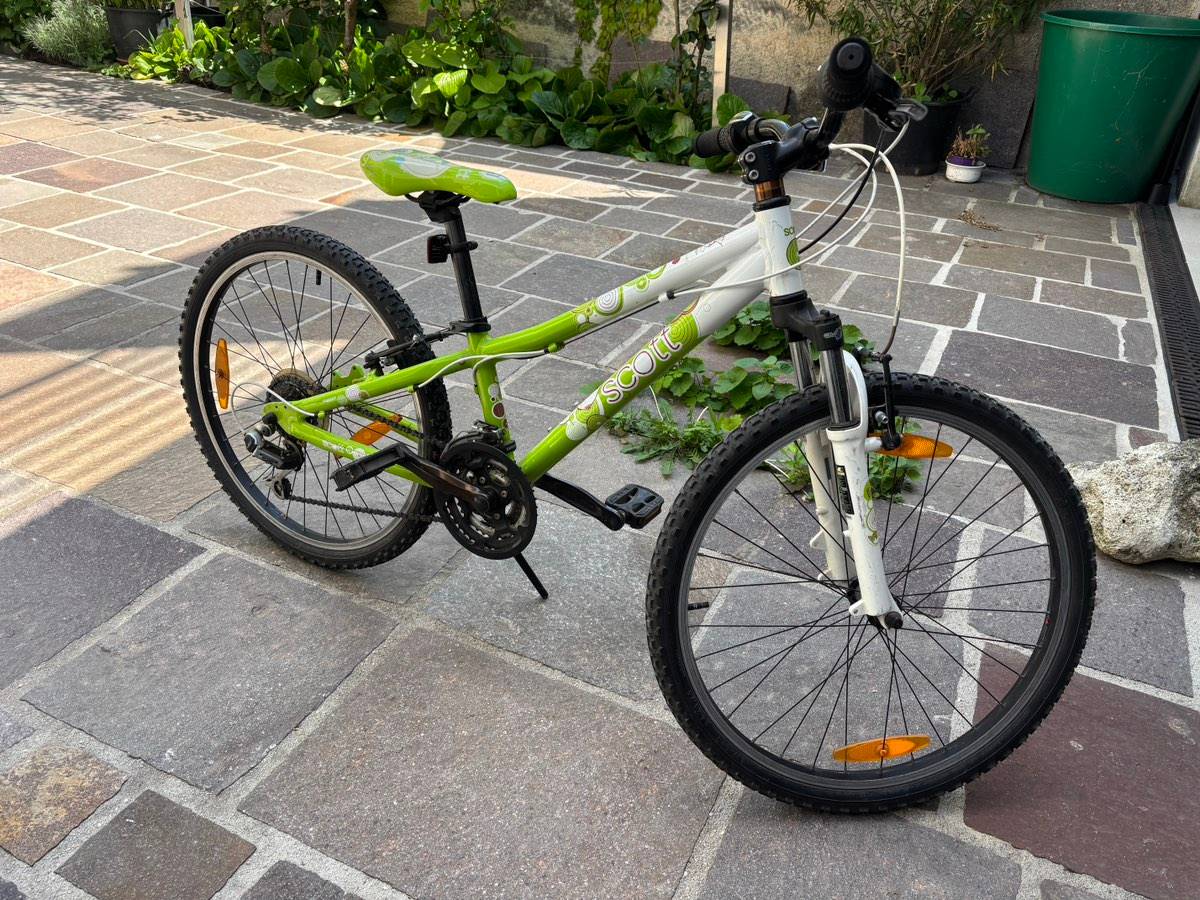 first come first serve | Kinderfahrrad Scott 24 Zoll fahrbereit,  0,-  (7051 Grohflein) - willhaben