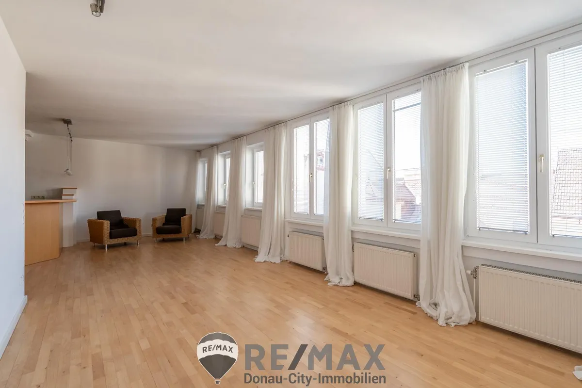 "3 ODER 4 ZIMMER - UND LOGGIA DAZU" - Ansicht 3