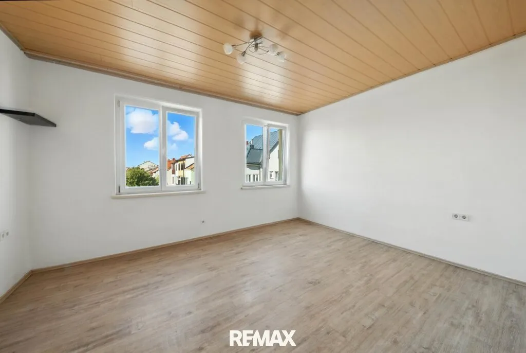 DIE GELEGENHEIT! ALS ANLAGE ODER ZUR EIGENNUTZUNG! Zentral gelegene 3-Zimmer-Wohnung in Bahnhofsnähe! - Ansicht 2